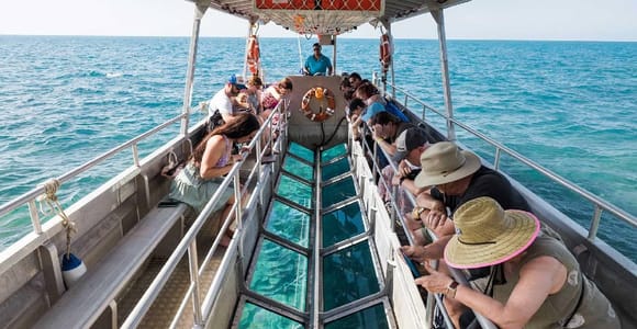 Sharm El-Sheik: Coral Reef Glass-Bottom Boat Tour