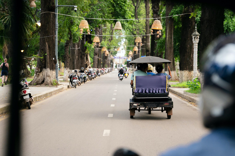 O melhor tour gastronômico de rua de Siem Reap em Tuk TukTour em pequenos grupos