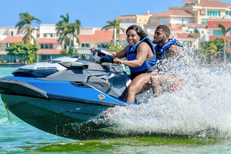 Cancun: WaveRunner-ritCancun: WaveRunner-rit van 30 minuten