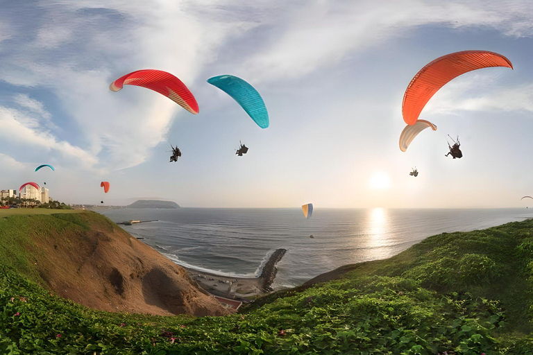 From Lima: Paragliding Costa Verde