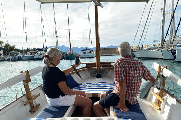 Visite privée de la côte en hiver : Tour en bateau panoramique de 2,5 heures