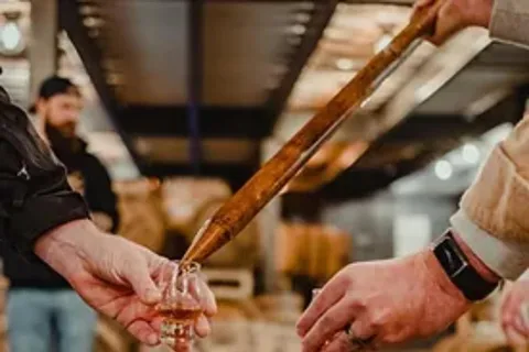Vol de whisky à partir de la barrique