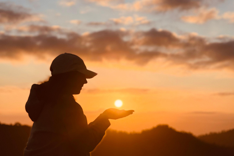 Sukawana Jeep Sunrise &amp; Black Lava Tour