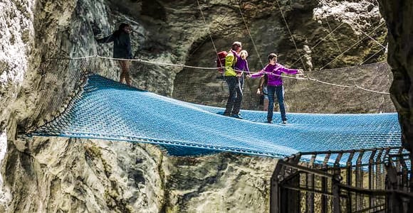 Grindelwald: Glacier Canyon Entrance Ticket