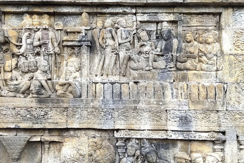 Yogyakarta: Borobudur & Prambanan Guided Tour with Pickup