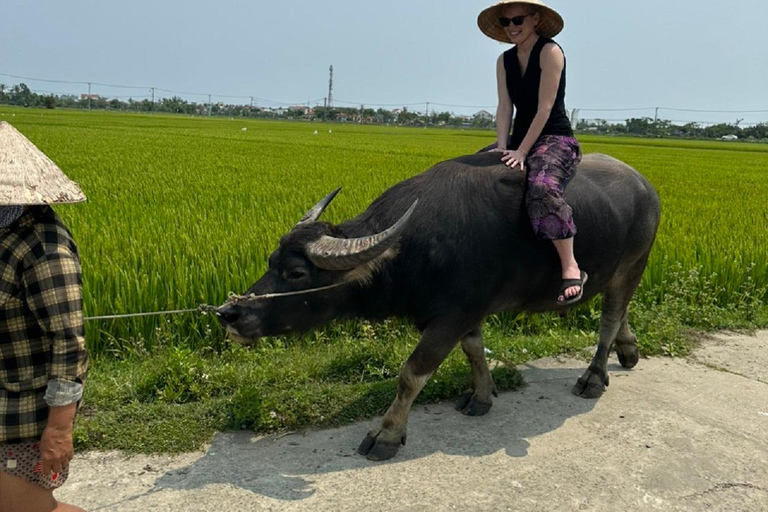 Hoi An: prywatne wioski z wycieczką motocyklową i łodzią z koszemHoi An: Wycieczka motocyklowa po prywatnych wioskach i rejs łodzią z koszem