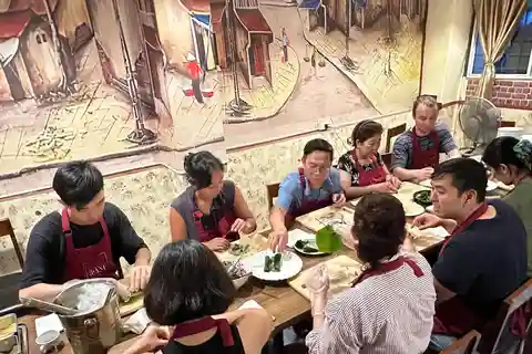 HCMc:Authentic Vietnam Cooking Class with local market visit