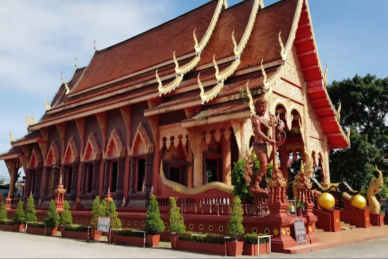 Descobre Chiang Rai: templos, arte e natureza cénicaDiscover Chiang Rai: Temples, Art, and Scenic Nature