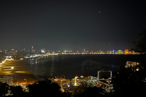 Visita a Mumbai à luz da noite e aos locais históricosTour noturno particular em Mumbai