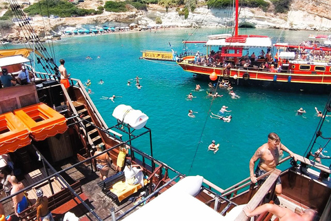 From Hersonissos: Half-Day Pirate Boat Trip with Lunch