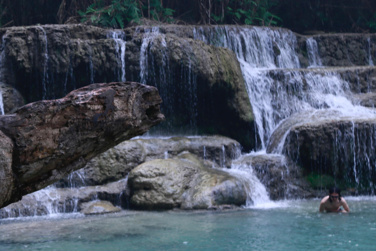 Luang prabang Elepphant keeper bathe option Kuangsi tour