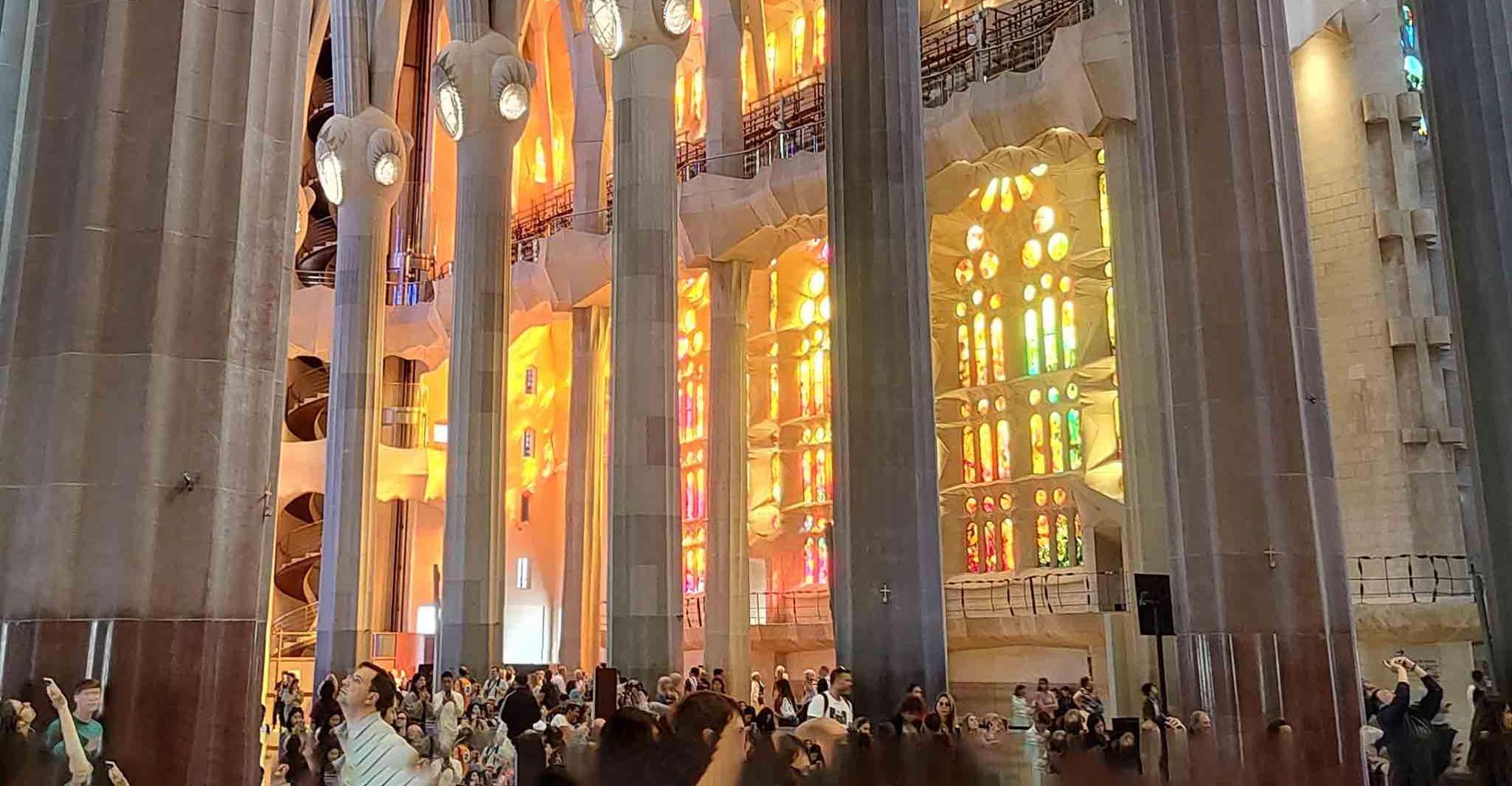 Sagrada Familia Guided Tour with Skip-the-Line Entry Ticket photo 5