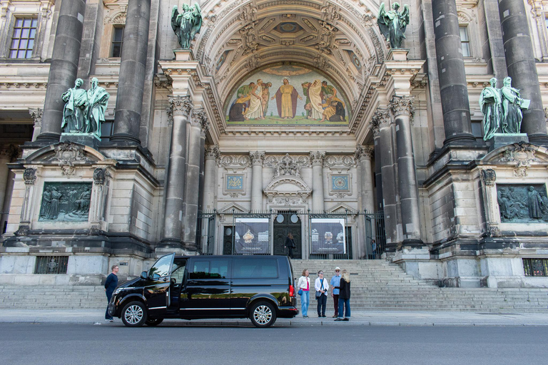 Berlin: Private city tour by car with pickup 3-hour Tour