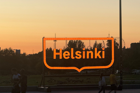 Helsinki: Central Park & City Highlights Walking Tour