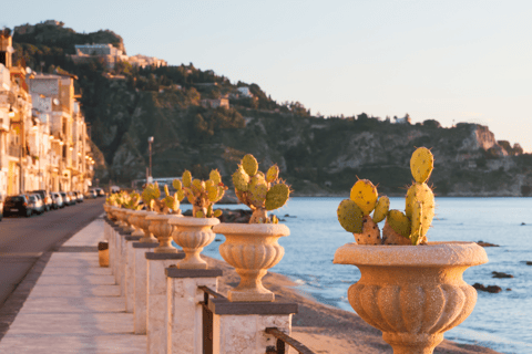 Taormine, Isola Bella et Castelmola depuis CataneTaormine-Isola Bella-Castelmola