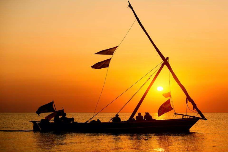 Sansibar: Von Stone Town aus Dhow-Kreuzfahrt bei Sonnenuntergang