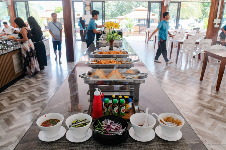 Krabi: Sunset Bliss to Phi Phi & 4 Island by Speed Catamaran