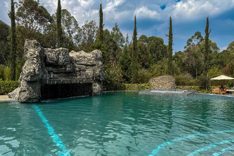 Musanze: Grotta Resort with swimming pool, jacuzzi, cave visit, Twins Lake Option 3 — Bigogwe Tour (in addition to options 1 and/or 2)