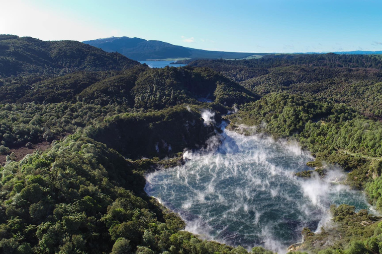 Rotorua: Wai-O-Tapu and Waimangu Volcanic Valley Tour + Boat