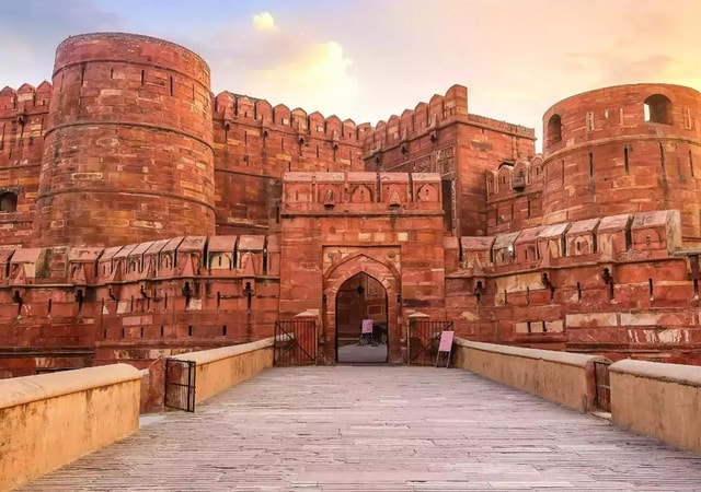 Agra: Private Tour Guide in Agra full-day