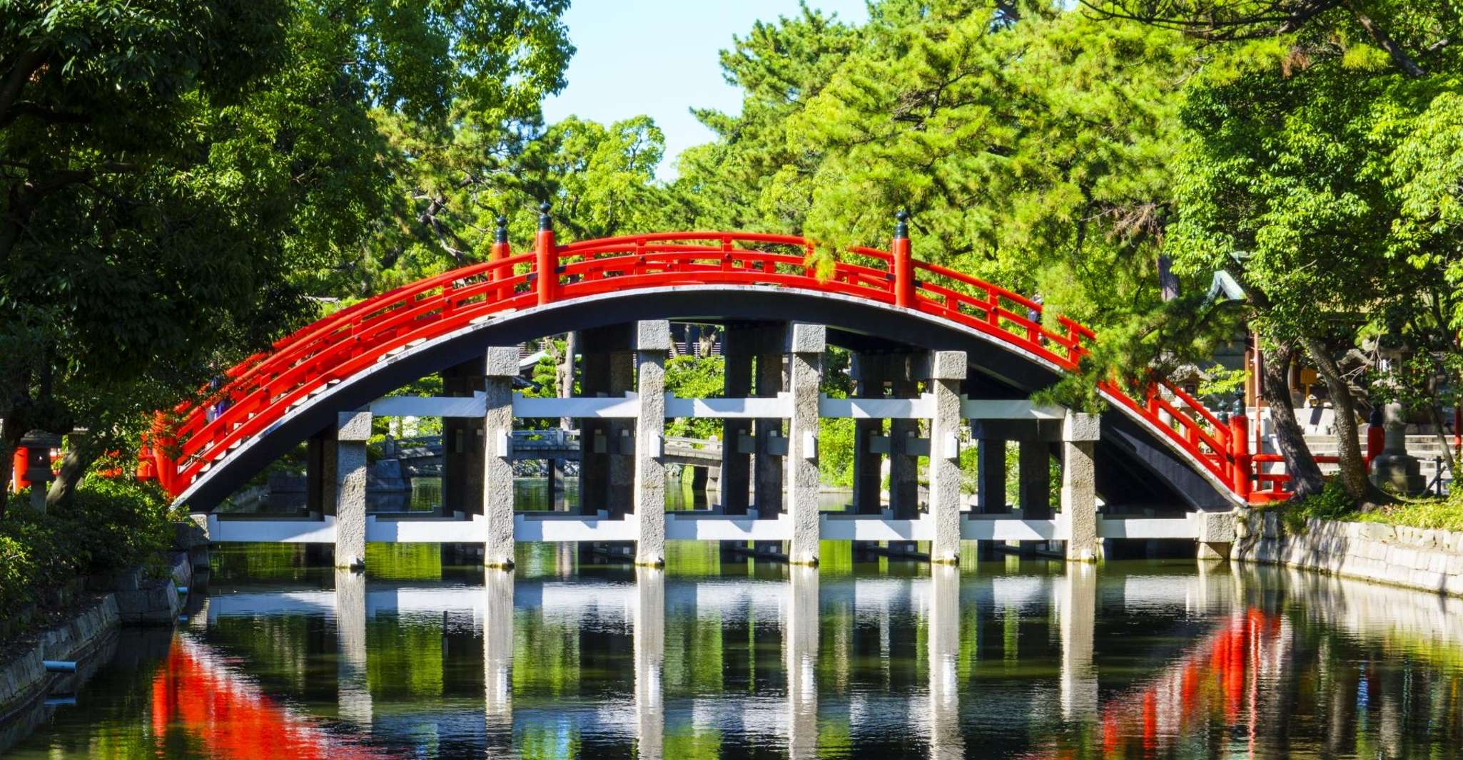 Osaka: Sumiyoshi, Osaka's Most Iconic Shrine - Private Tour