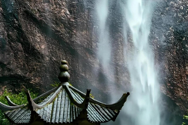 Zhejiang: Yandang Mountain UNESCO Geo-Park & 3 Peaks Pass (with Admission)