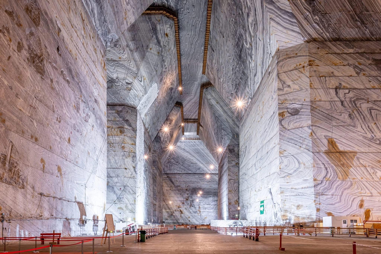 Brasov: Private Slanic Salt Mine Trip with Entry Tickets