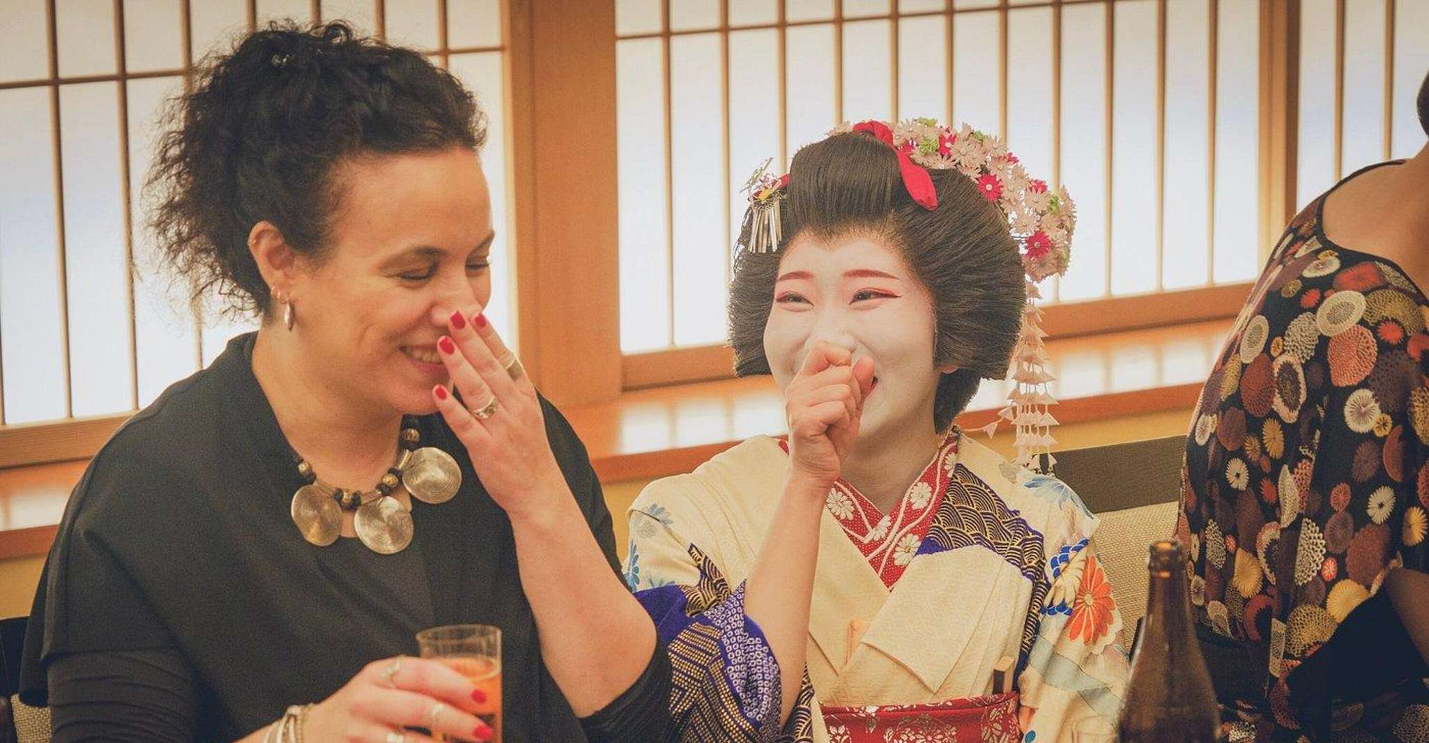 Asakusa: Geisha Performance and Tea House Experience photo 13