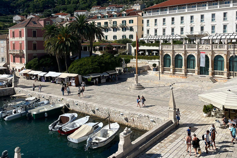 Split : Visite d&#039;une jounée des 5 îles de la Grotte Bleue avec Hvar et Vis