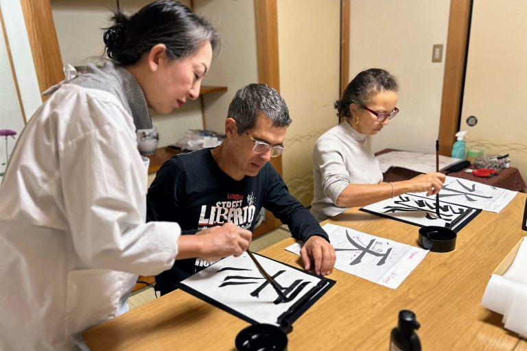 Kyoto : cours de calligraphie japonaise