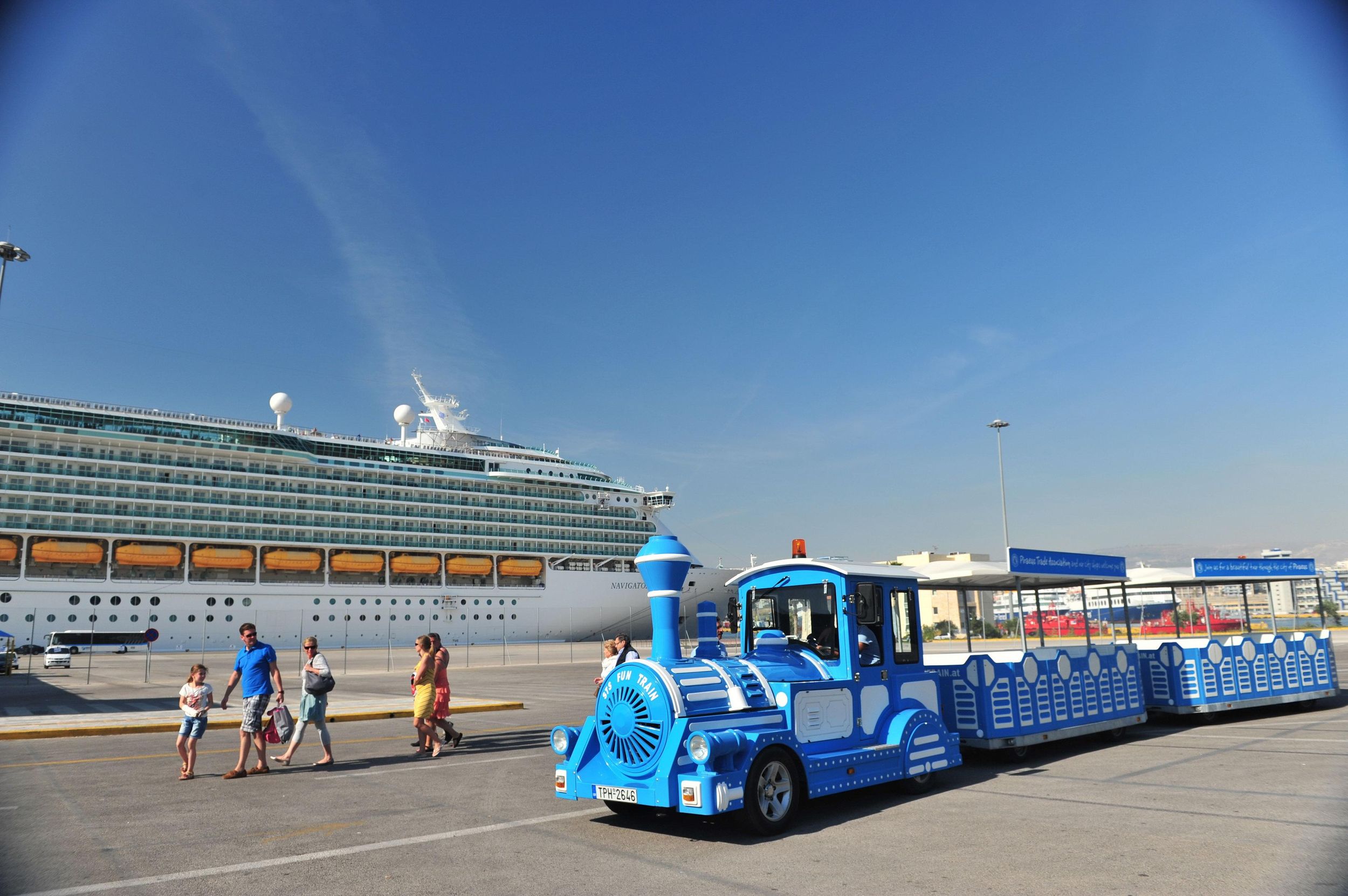 Stadtführung durch Piräus mit Hop-On/Hop-Off-Mini-Zug