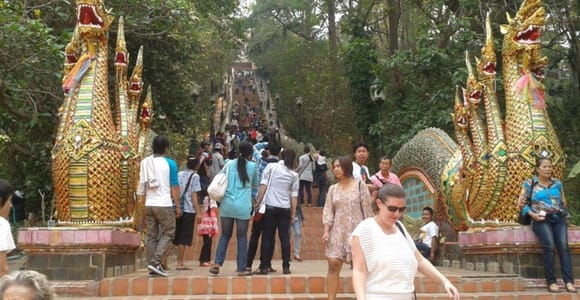 Chiang Mai: Doi Suthep, Karen Village & Waterfall Tour