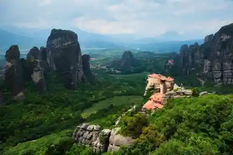 Visita a los Monasterios de Meteora Tour Privado de Primera Clase