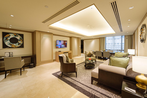 Bangkok: Banyan Tree Hotel Staycation Packages 1 Night in Horizon Room + THB4,500 F&B Credit