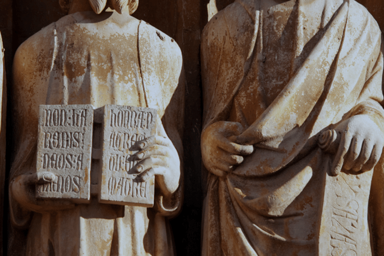 Tarragona: 2-Hour Halloween Walking Tour of Ghosts & Legends