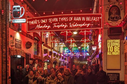 Belfast: Pub Crawl y tour a pie por un bar con dos bebidas