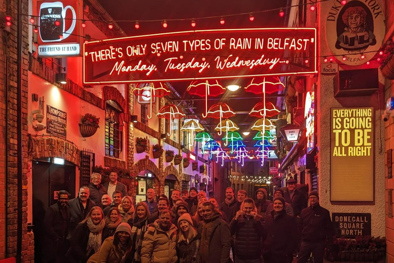 Belfast: Pub Crawl and Bar Walking Tour with Two Drinks