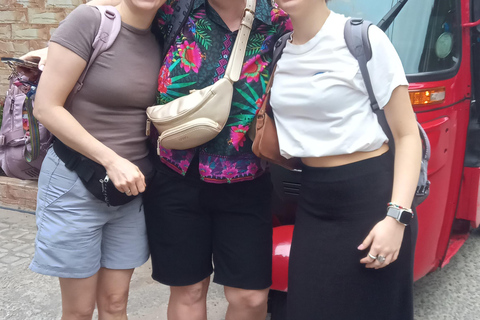 The Best Kandy Tuk-Tuk city Tour with a Professional Guide