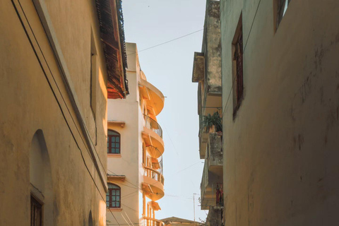 Mombasa: City Tour and Evening Dhow Cruise with Pickup