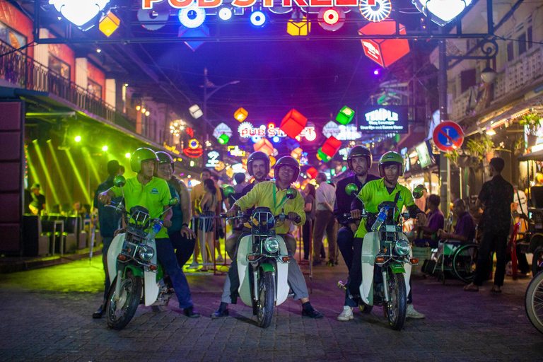 Street Food Tour by Scooter in Siem Reap