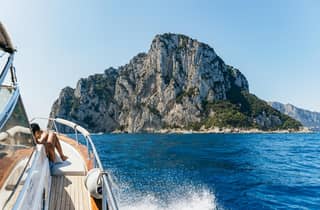 Ab Neapel: Capri-Tagestour mit leichtem Mittagessen und Getränken