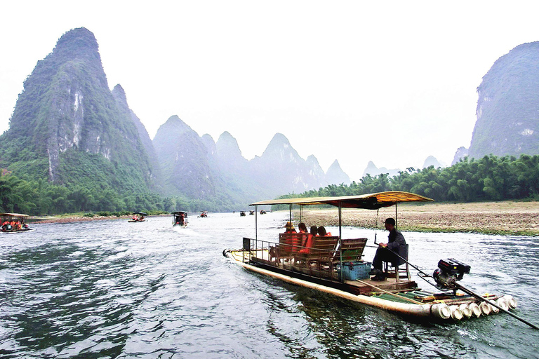 From Guilin/Yangshuo: Private Li River Cruise & Cycling Tour