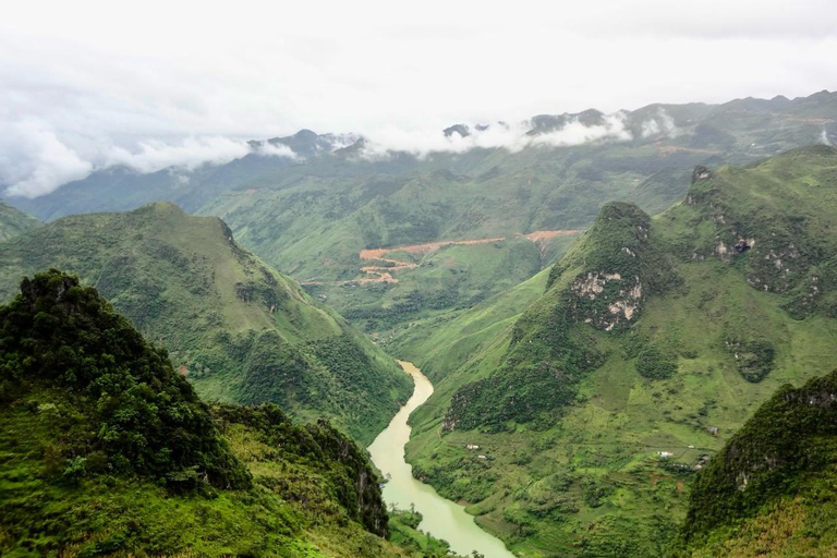 Desde Hanoi:Circuito por Ha Giang 3Días 2Noches con easy rider