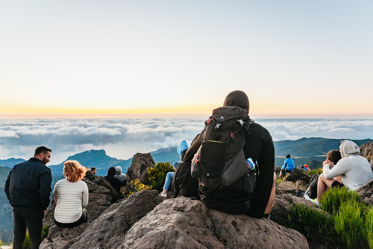 Caminata autoguiada al amanecer desde Pico do Arieiro hasta Pico RuivoCaminata al amanecer