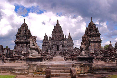 Yogyakarta; Sonnenuntergang im Prambanan-TempelYogyakarta; Prambanan-Tempel &amp; Merapi Jeep Tour