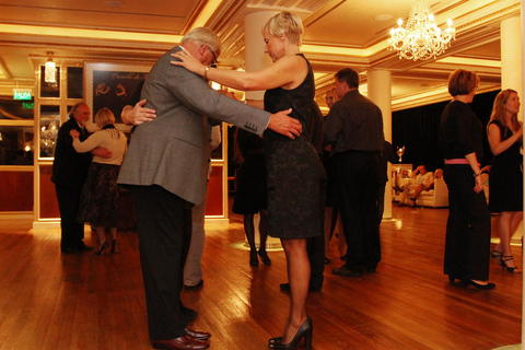 بوينس آيرس: عرض غالا تانجو حصريعرض عشاء وتذوق النبيذ بدون نقل