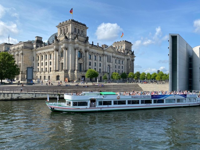 Visit Berlin 3.5 Hour Sightseeing River Cruise in Berlin