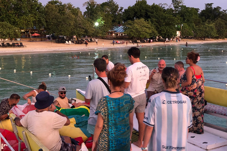 Montego Bay: Sunset Catamaran Cruise & Bioluminescent Lagoon