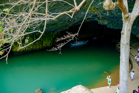 Hue - Phong Nha Cave - Vinh Moc Tunnel Small group Full-Day Tour: Lunch include, Boat & Ticket 450.000 excluded