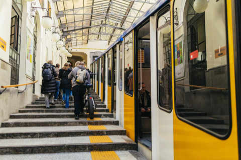 Nápoles: Tour a pie de los Distritos Contrastados con Funicular